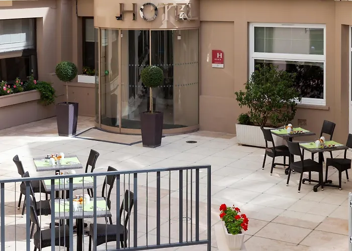 Timhotel Opéra Blanche Fontaine Paris